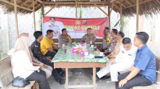 Polres Kuansing Gelar Jumat Curhat Dalam Rangka Mewujudkan Situasi Kamtibmas Aman dan Kondusif Jelan